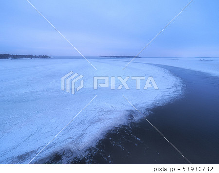 冬のヘルシンキ フィンランド湾 Gulf Of Finland Helsinkiの写真素材