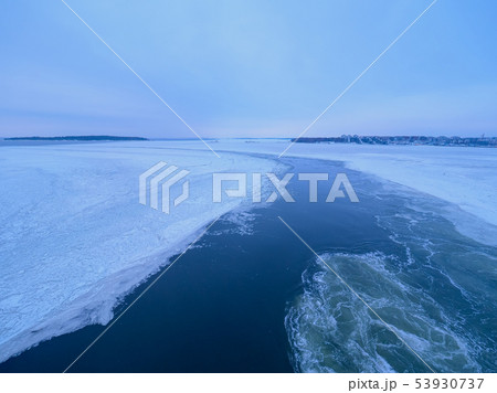冬のヘルシンキ・フィンランド湾 / Gulf of Finland, Helsinki 冬のヘルシンキ・フィンランド湾 / Gulf of Finland, Helsinki 53930737