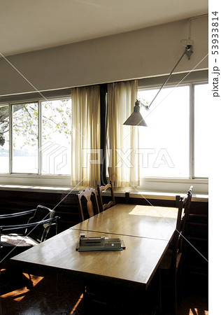 レマン湖の小さな家 53933814