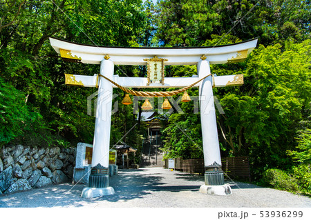 埼玉県秩父 宝登山神社 二の鳥居 53936299
