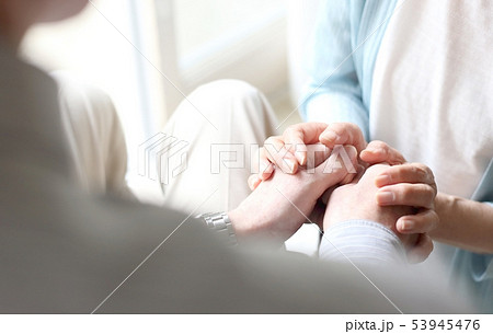 老人介護のイメージ 53945476