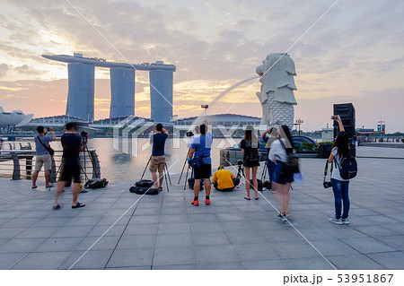 Marina Bay, a popular place for tourists visiting Marina Bay, a popular place for tourists visiting 53951867