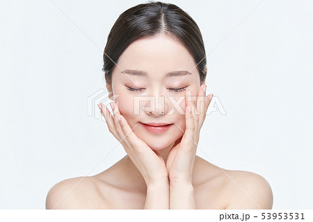 女性　ビューティー 53953531