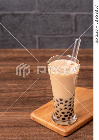 タピオカミルクティー 台湾 飲み物 タピオカ 53958367