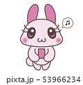 スマホを持っているうさぎのキャラクター（ピンク） 53966234