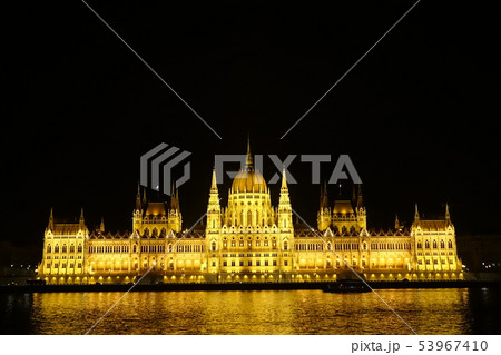 ブダペストの世界一美しい国会議事堂 の写真素材
