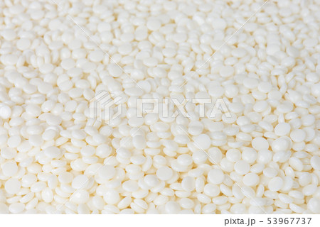 White polymer granules 53967737