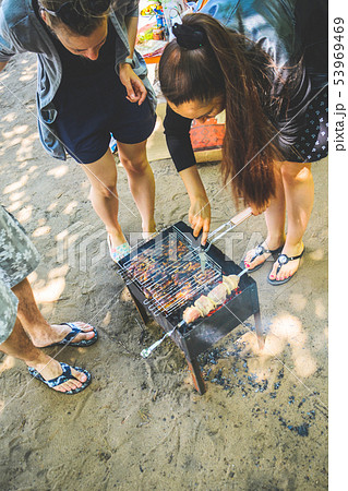 Beach party barbecue 53969469