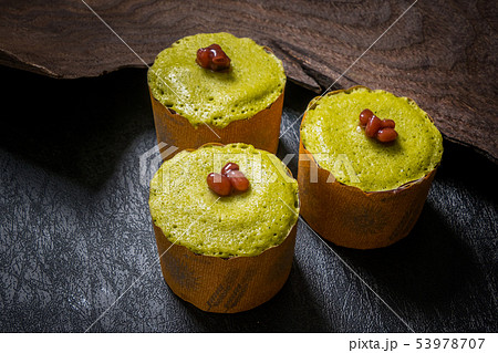 抹茶ケーキ Japanese style Matcha tea cupcakes 抹茶ケーキ Japanese style Matcha tea cupcakes 53978707