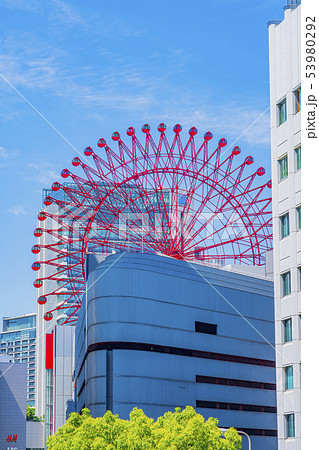 大阪 梅田 ビル群 HEP FIVE 観覧車 大阪 梅田 ビル群 HEP FIVE 観覧車 53980292