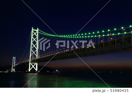 明石海峡大橋 ライトアップの写真素材