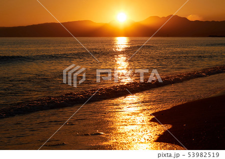 湘南の風景　茅ヶ崎海岸 53982519