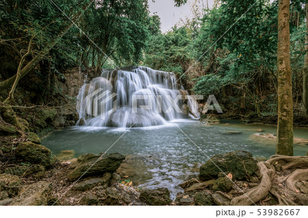Huai Mae Khamin Waterfall tier 3, Khuean 53982667