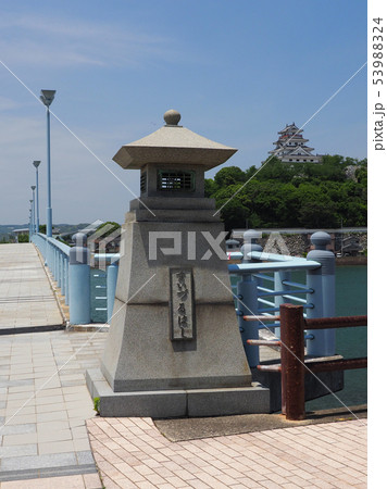 新舞鶴橋から唐津城(佐賀県:唐津市) 新舞鶴橋から唐津城(佐賀県:唐津市) 53988324