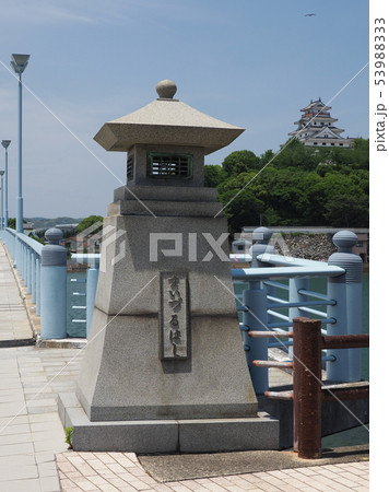 新舞鶴橋から唐津城(佐賀県:唐津市) 新舞鶴橋から唐津城(佐賀県:唐津市) 53988333