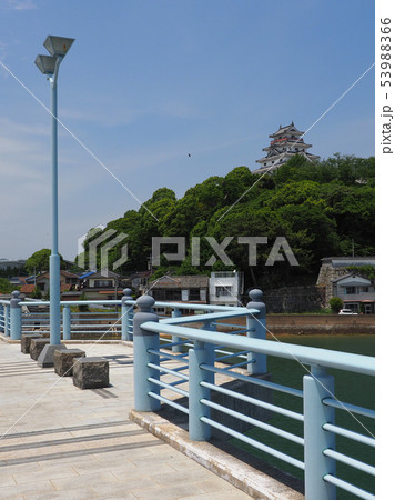新舞鶴橋から唐津城(佐賀県:唐津市) 新舞鶴橋から唐津城(佐賀県:唐津市) 53988366