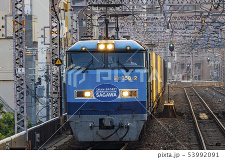 貨物列車　走行イメージ　 53992091