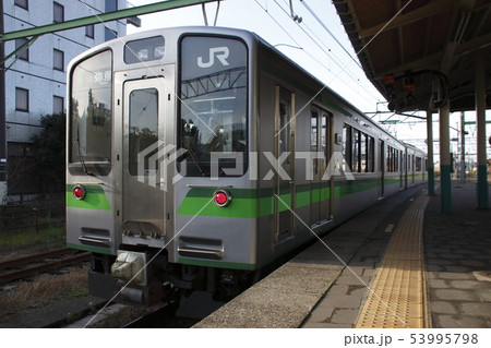 弥彦線E127系(吉田駅) 弥彦線E127系(吉田駅) 53995798