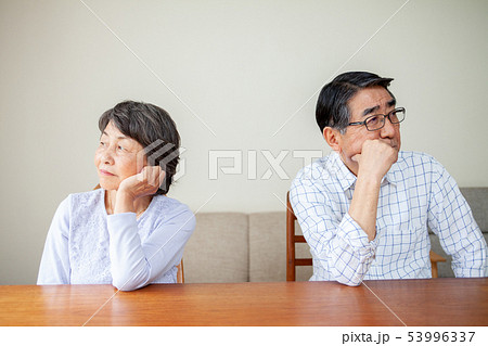 熟年離婚イメージ 53996337