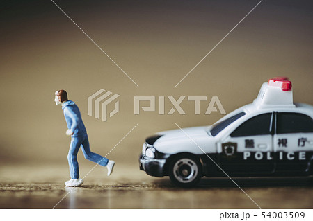 ミニチュア・人物・パトカー ミニチュア・人物・パトカー 54003509