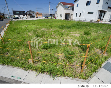 住宅街の空き地 54016002