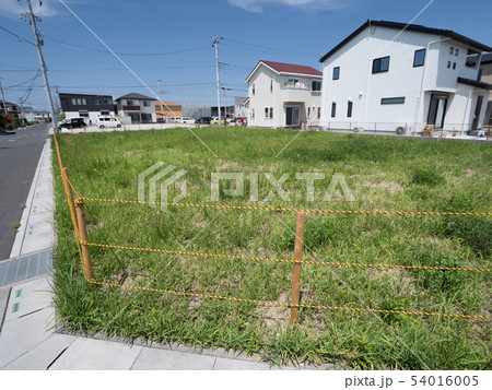 住宅街の空き地 54016005