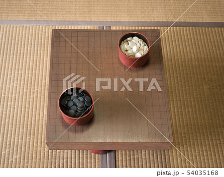 碁石と碁盤 54035168