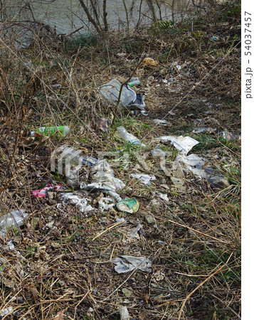 違法廃棄物 54037457