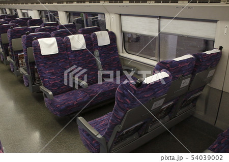 冬の上越新幹線E2系(電車内) 冬の上越新幹線E2系(電車内) 54039002