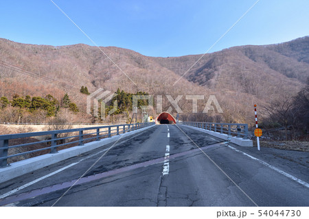 快晴の北海道せたな町で茂津多トンネルの春の風景を撮影 54044730