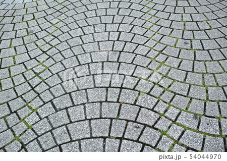 石畳の曲線模様 54044970