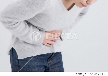 体調不良の女性 体調不良の女性 54047512