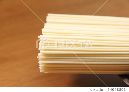 手延べひやむぎ(乾麺)。 54048801