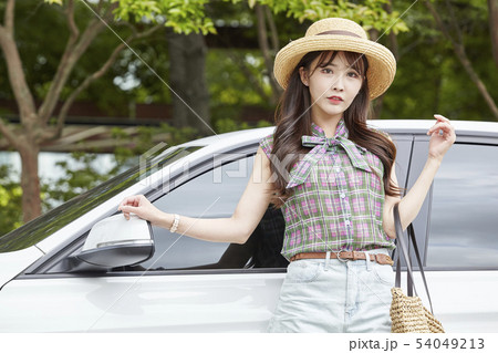 自動車 休暇 バカンス 54049213