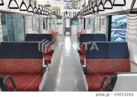 新潟県内で活躍するE129系電車(車内) 新潟県内で活躍するE129系電車(車内) 54053263
