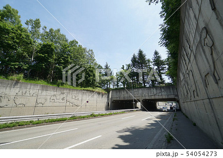 札幌市 羊ケ丘通り(豊平区羊ケ丘 北海道農業研究センター付近) 札幌市 羊ケ丘通り(豊平区羊ケ丘 北海道農業研究センター付近) 54054273