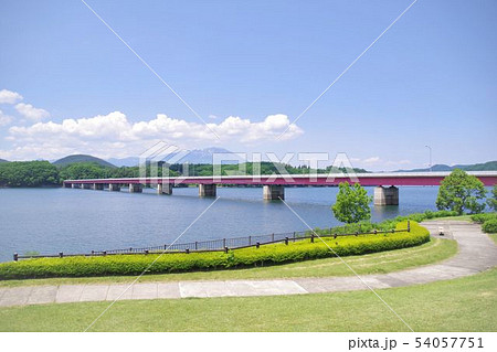 盛岡風景　御所湖と繋大橋　繋大橋南園地 54057751