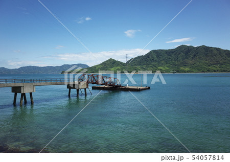 広島県の大久野島の海 広島県の大久野島の海 54057814