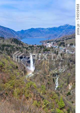 日光、明智平展望台から中禅寺湖を望む 日光、明智平展望台から中禅寺湖を望む 54059468