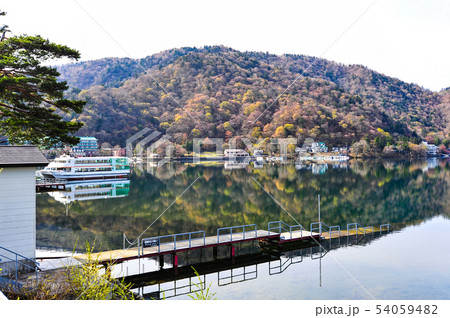日光、中禅寺湖 日光、中禅寺湖 54059482