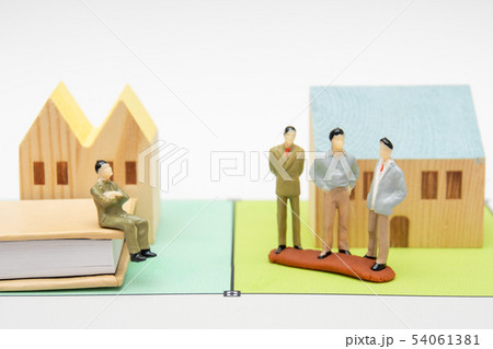 土地　境界トラブル　不動産　イメージ 54061381