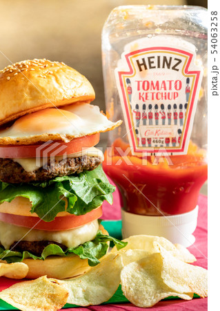 ハンバーガー 54063258