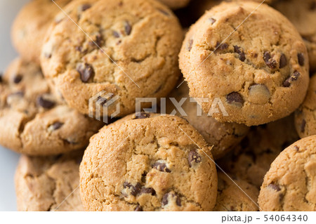 close up of oatmeal cookies on plate 54064340