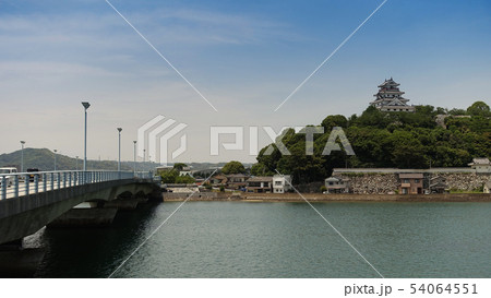 舞鶴橋から唐津城(佐賀県:唐津市) 舞鶴橋から唐津城(佐賀県:唐津市) 54064551