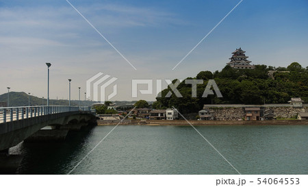 舞鶴橋から唐津城(佐賀県:唐津市) 舞鶴橋から唐津城(佐賀県:唐津市) 54064553