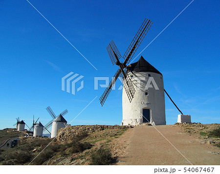 ラ・マンチャの風車 54067467