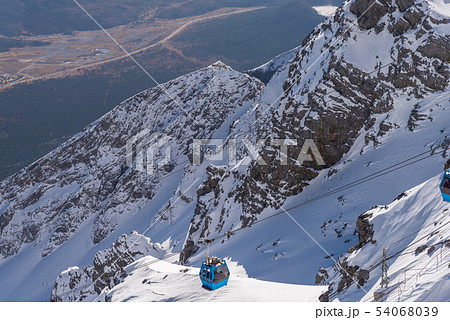 景色 風景 雪の山 54068039