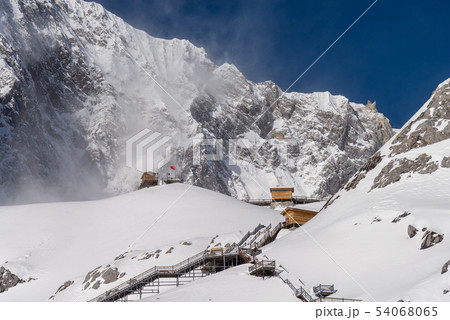 景色 風景 雪の山 54068065
