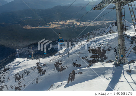 景色 風景 雪の山 54068279