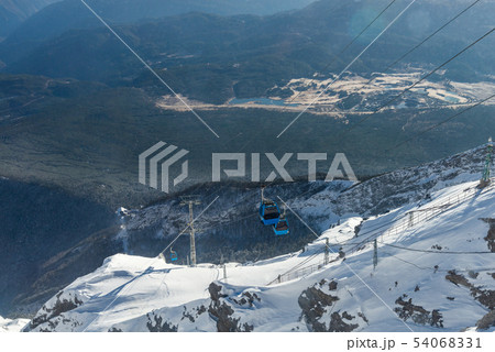 景色 風景 雪の山 54068331